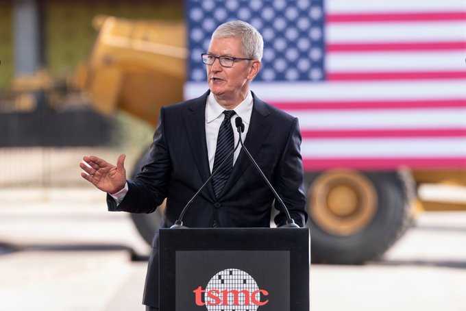 Why A New iPhone Every Year? Apple CEO Tim Cook Reveals The Reason ...