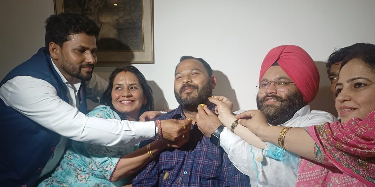 Supreme Court Confirms AAP's Kuldeep Kumar As Chandigarh Mayor ...