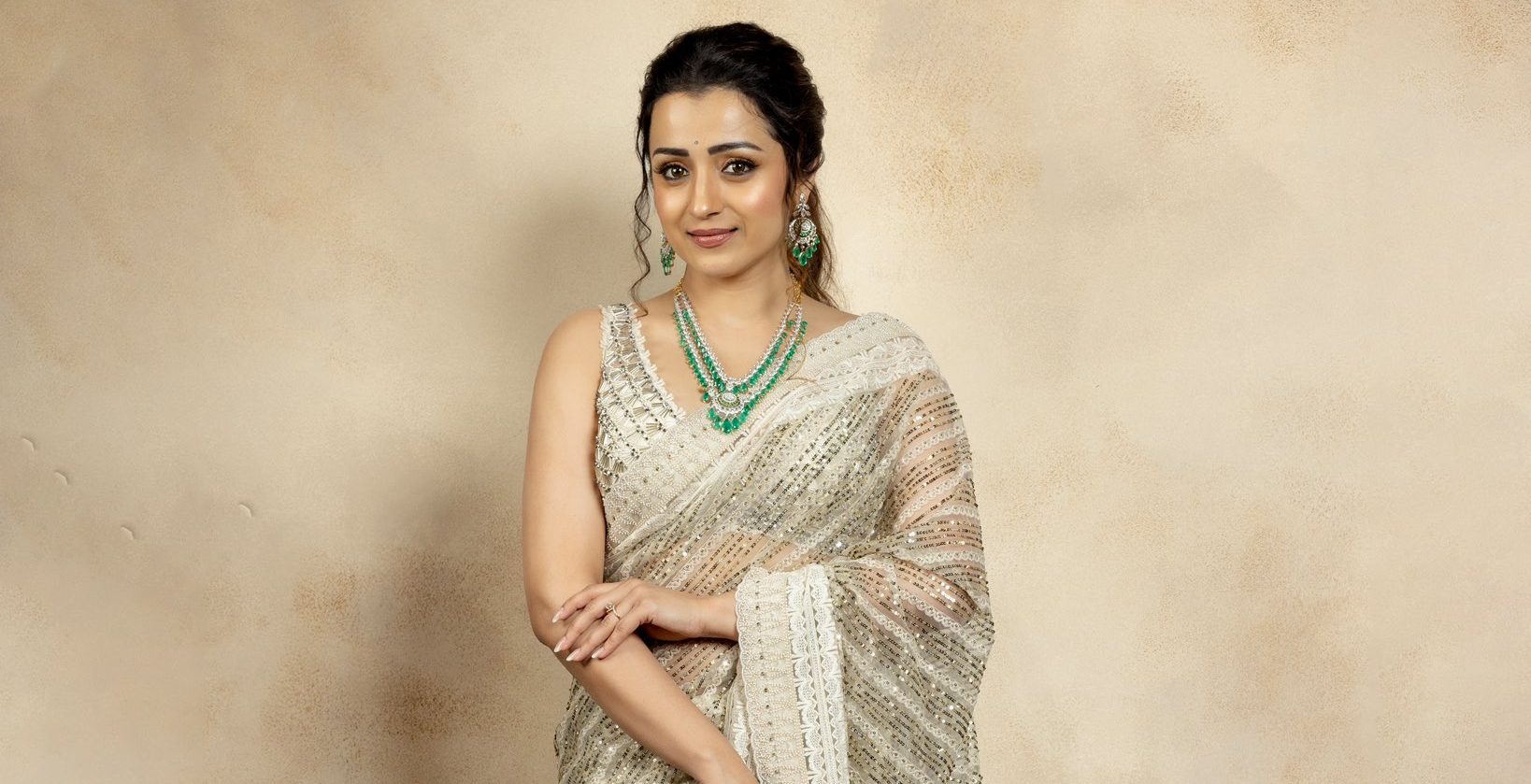 Actress Trisha Sends Legal Notice To Politician AV Raju For His ...