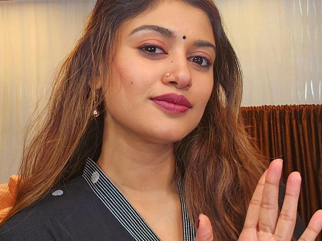 Private Video Leak: Oviya Responds To Comments | TimelineDaily