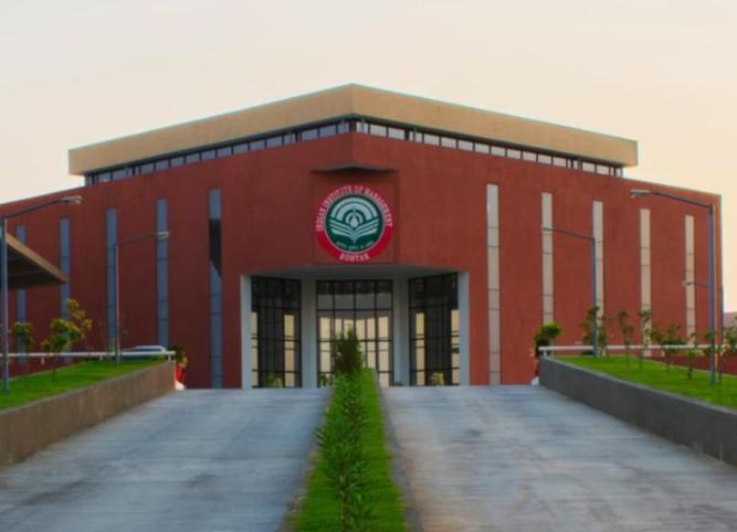 IIM Rohtak Law Program’s High Fee Leaves Netizens Asking What’s Taught ...