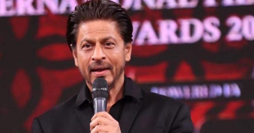 “I Love Receiving Awards”: Shah Rukh Khan Wins Dadasaheb Phalke For Best Actor